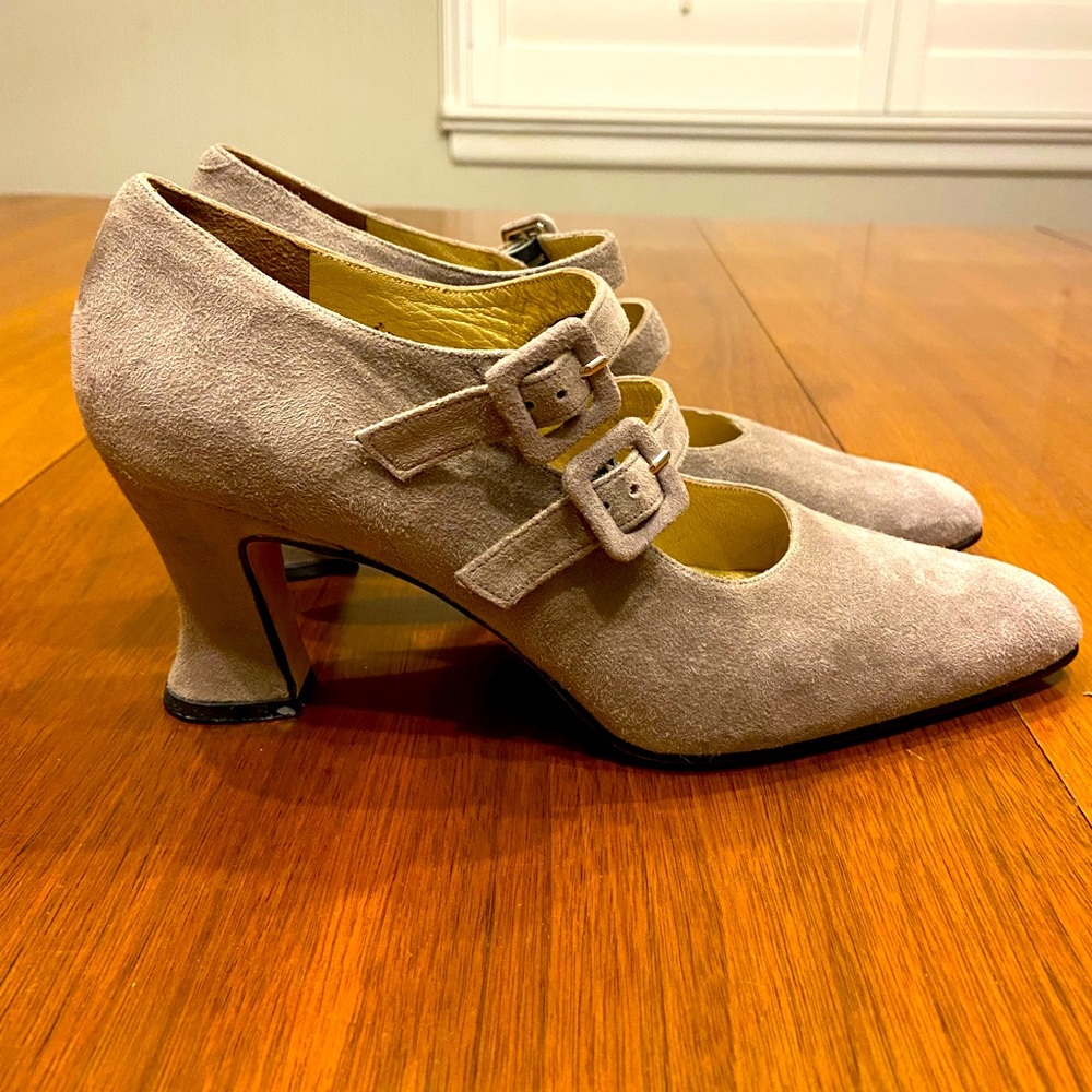 Vintage Martinez Valero pumps